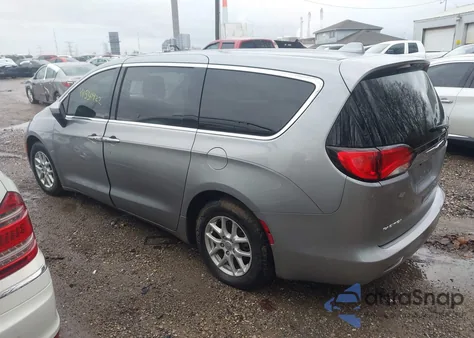 2017 Chrysler Pacifica Touring из США, поврежденный, VIN 2C4RC1DGXHR516296